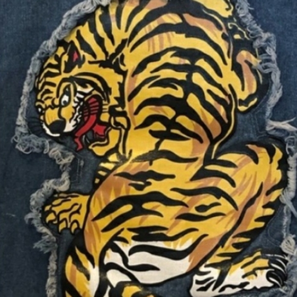 Denim Jacket 🐆 - Picture 8 of 8